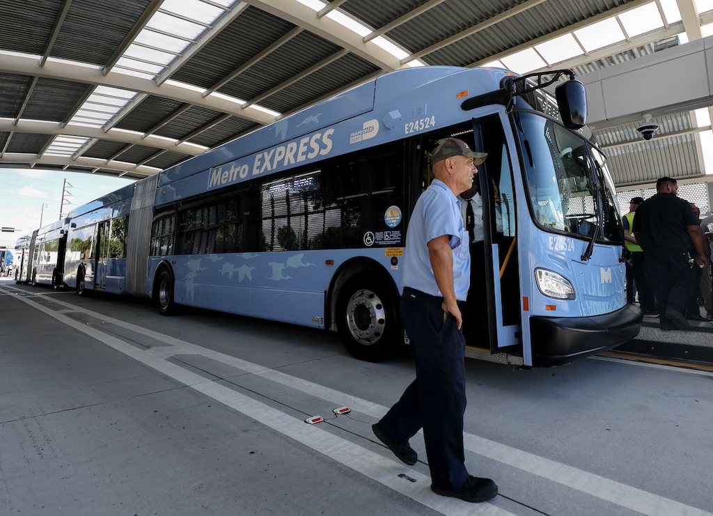 Miami-Dade County Launches All Electric Public Transit Bus Line
